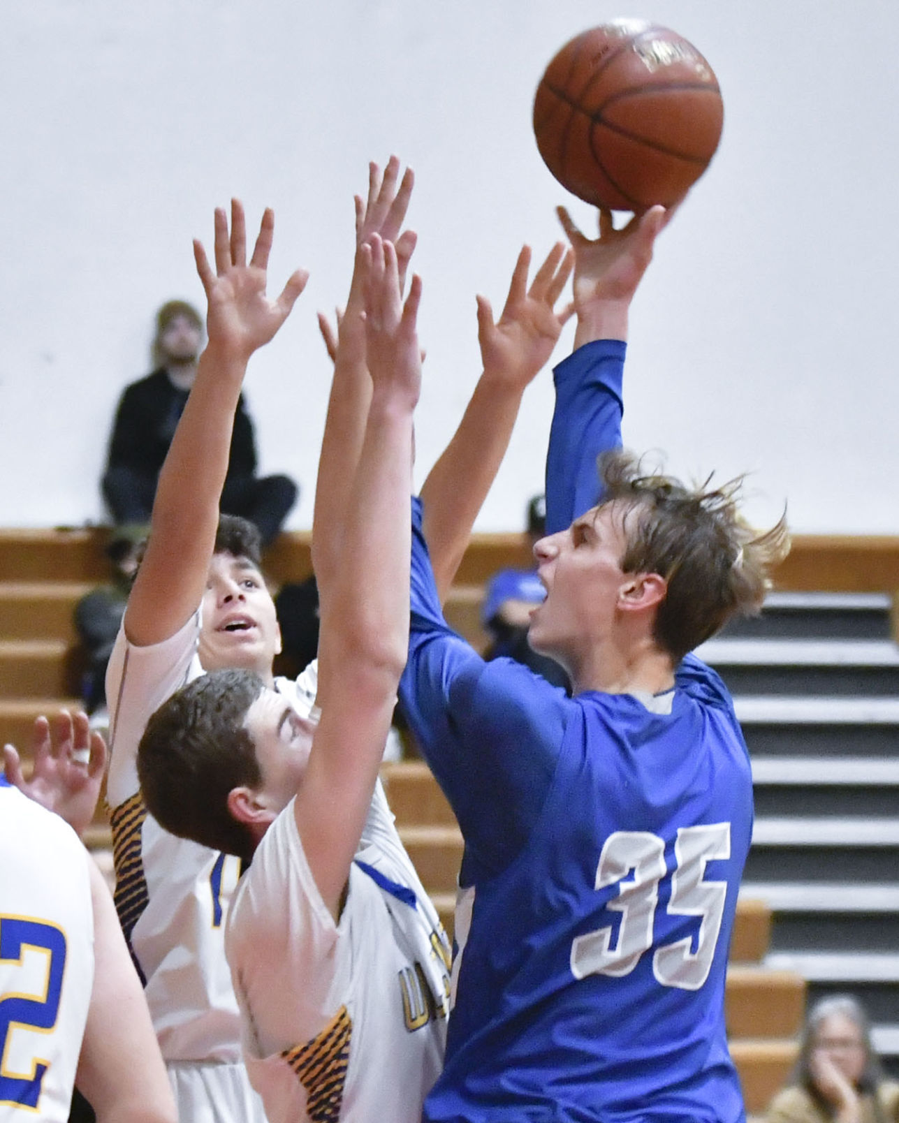 122718 Taft Lompoc b basketball 08.jpg